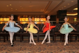 Ballet 榊涼花ちゃん　榊優花ちゃん 津藤汐音ちゃん　渡辺瑠奈ちゃん